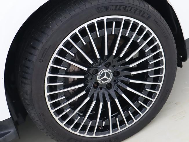 MERCEDES-BENZ EQC Photo 6