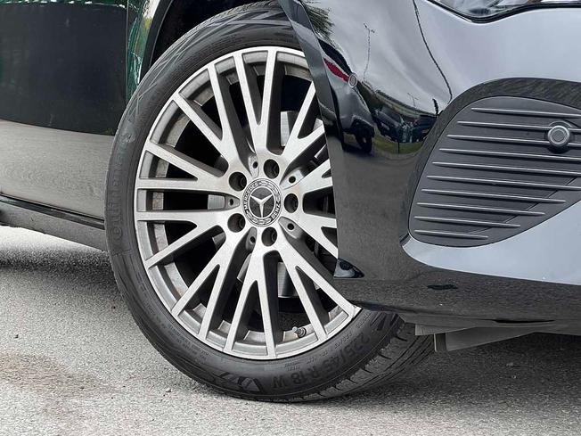 MERCEDES-BENZ CLA Class Photo 14