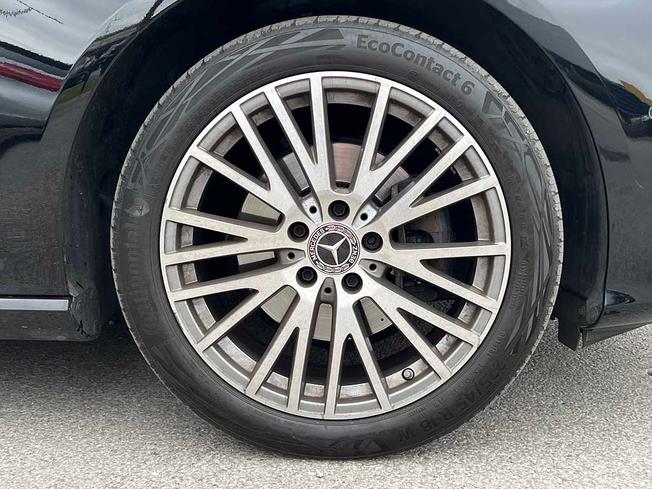 MERCEDES-BENZ CLA Class Photo 6