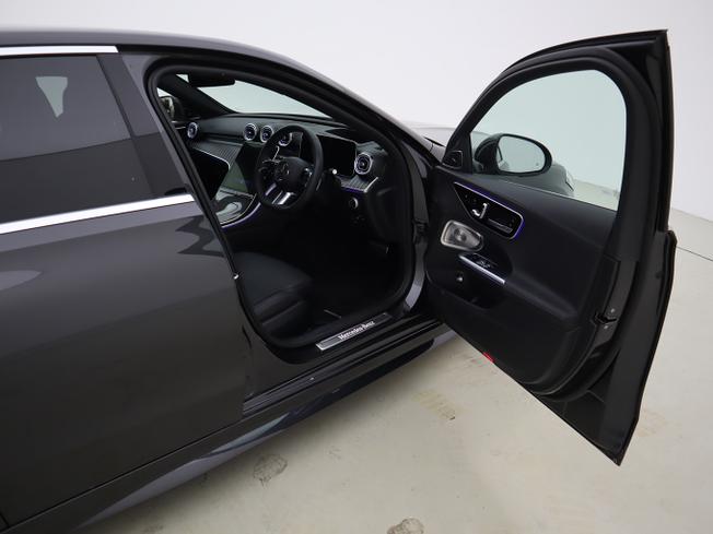MERCEDES-BENZ C CLASS Photo 16
