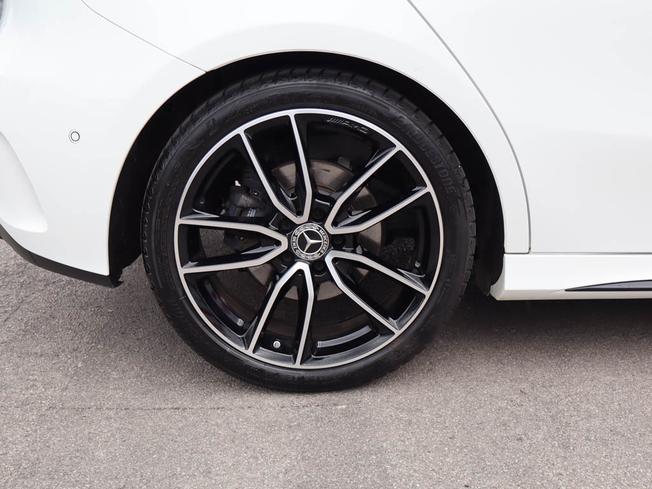 MERCEDES-BENZ A Class Photo 12