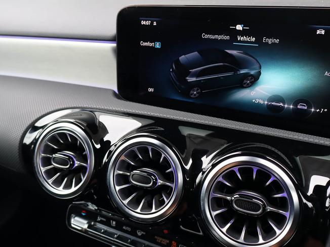 MERCEDES-BENZ A Class Photo 41