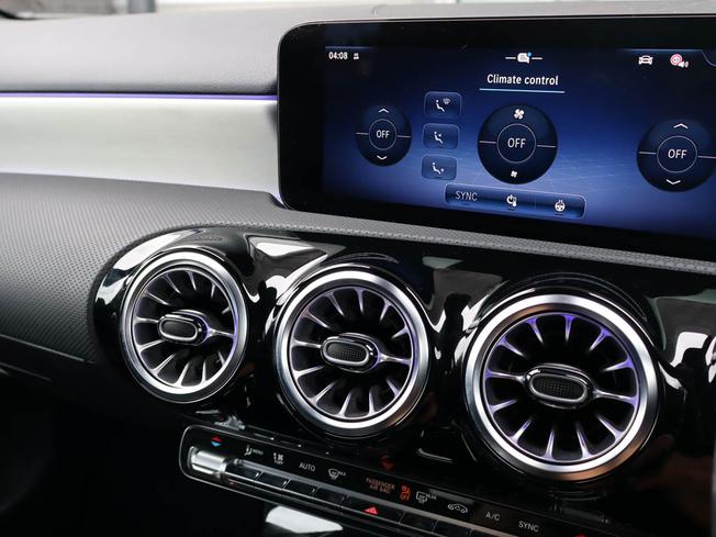 MERCEDES-BENZ A Class Photo 49
