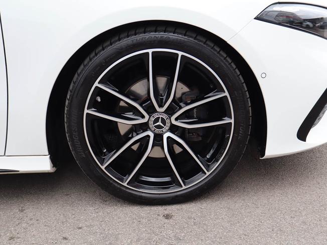 MERCEDES-BENZ A Class Photo 6