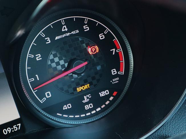 MERCEDES-BENZ Glc Photo 32