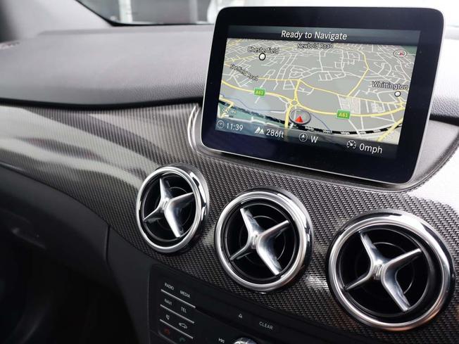 MERCEDES-BENZ B Class Photo 13