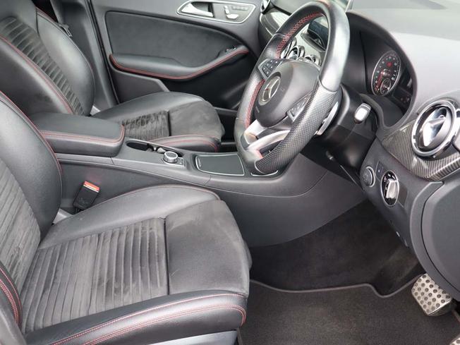 MERCEDES-BENZ B Class Photo 22