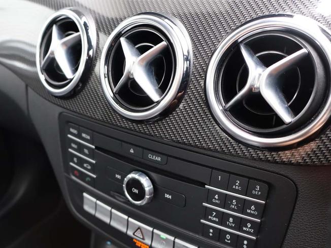 MERCEDES-BENZ B Class Photo 45