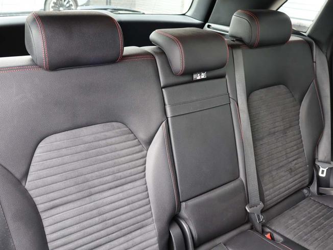MERCEDES-BENZ B Class Photo 7