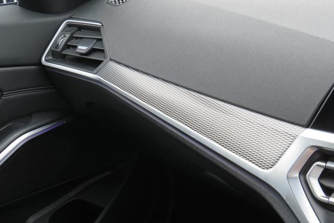 BMW 3 Series Photo 26