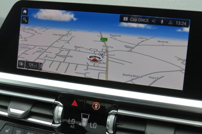 BMW 3 Series Photo 28
