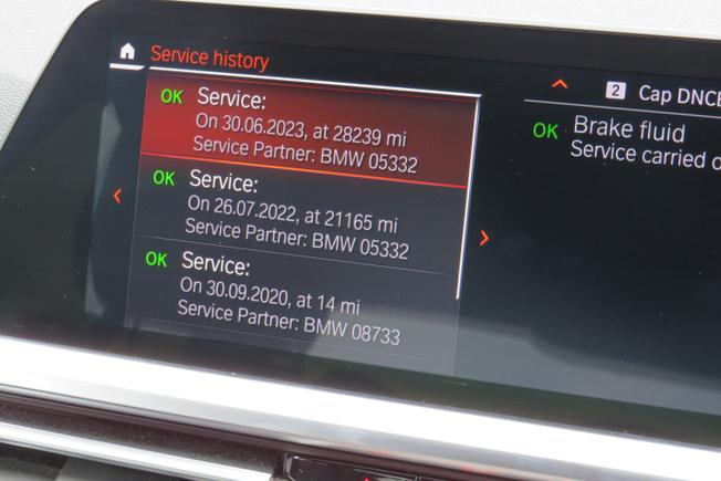 BMW 3 Series Photo 32