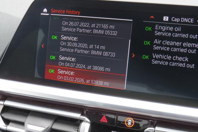 BMW 3 Series Photo 33