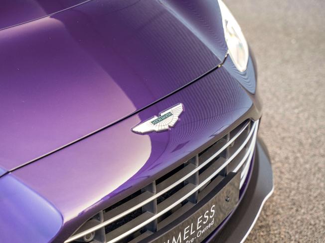 ASTON MARTIN Vantage Photo 38