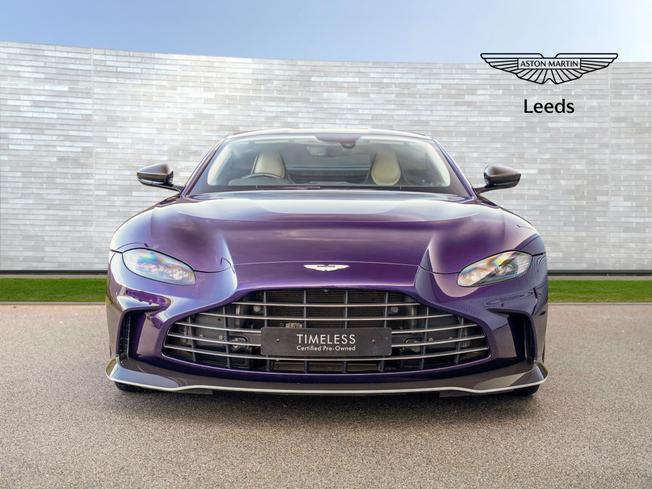 ASTON MARTIN Vantage Photo 7