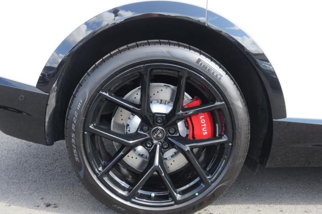 LOTUS Eletre Photo 26