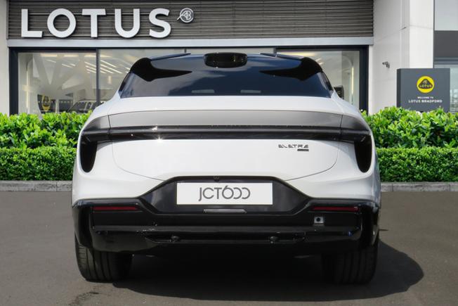 LOTUS Eletre Photo 6