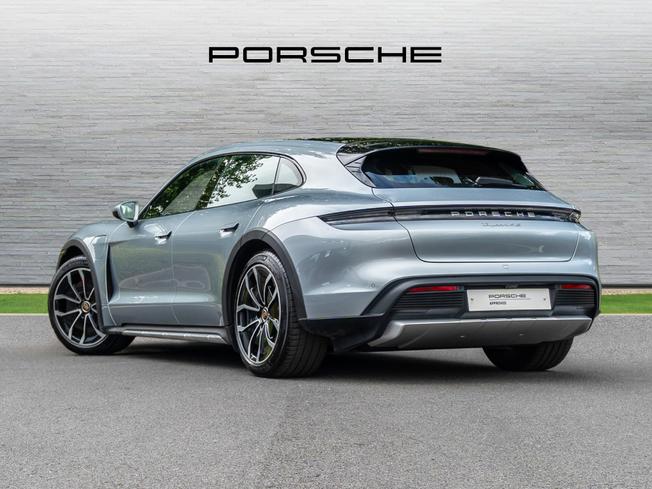 PORSCHE Taycan Photo 2
