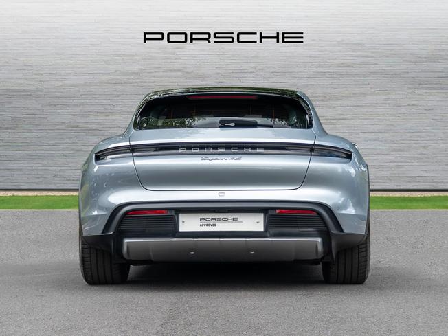PORSCHE Taycan Photo 7