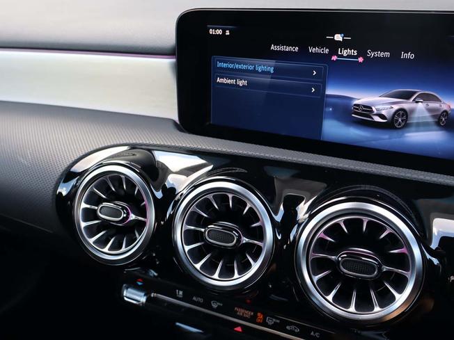 MERCEDES-BENZ A Class Photo 42