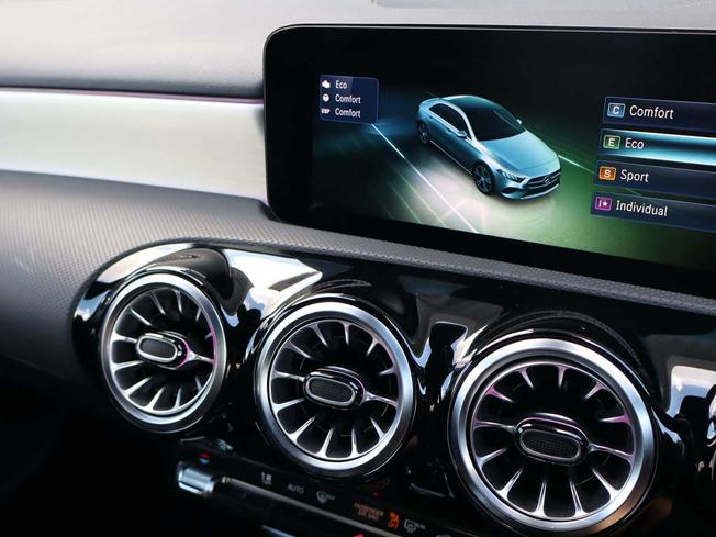 MERCEDES-BENZ A Class Photo 44