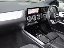 MERCEDES-BENZ GLA Photo 3