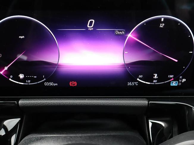 MERCEDES-BENZ GLA Photo 31