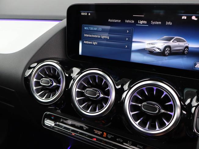 MERCEDES-BENZ GLA Photo 46