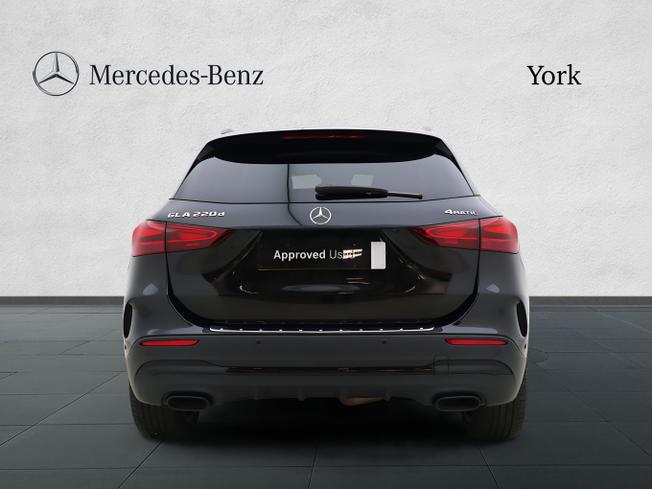 MERCEDES-BENZ GLA Photo 10