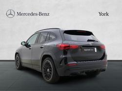 MERCEDES-BENZ GLA Photo 2