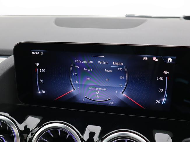 MERCEDES-BENZ GLA Photo 37