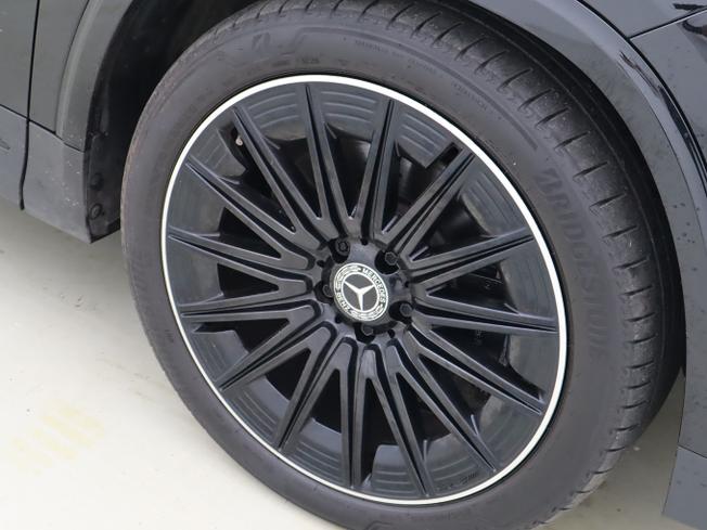 MERCEDES-BENZ GLA Photo 6