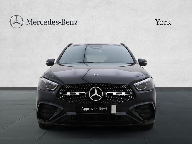 MERCEDES-BENZ GLA Photo 9