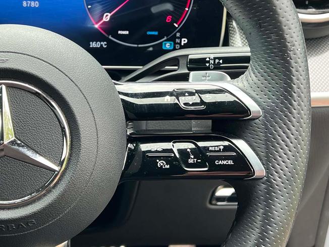 MERCEDES-BENZ Glc Photo 25