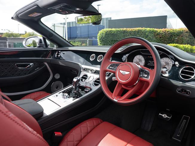 BENTLEY Continental Photo 10