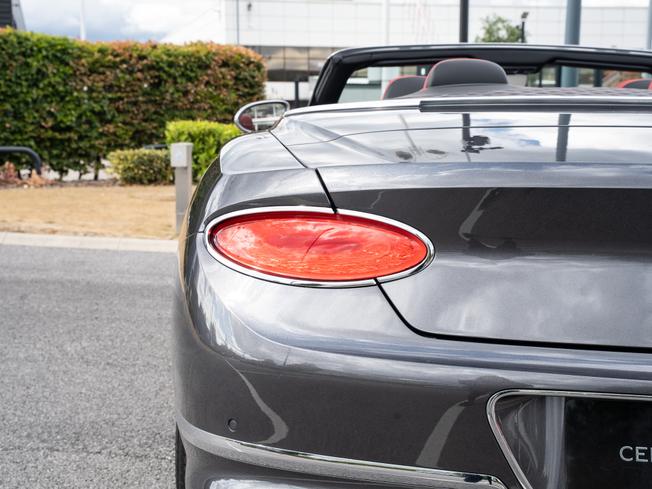 BENTLEY Continental Photo 38