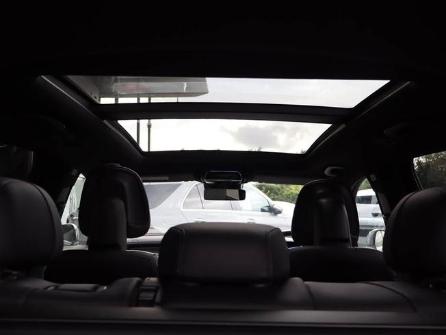 MERCEDES-BENZ Glc Photo 16