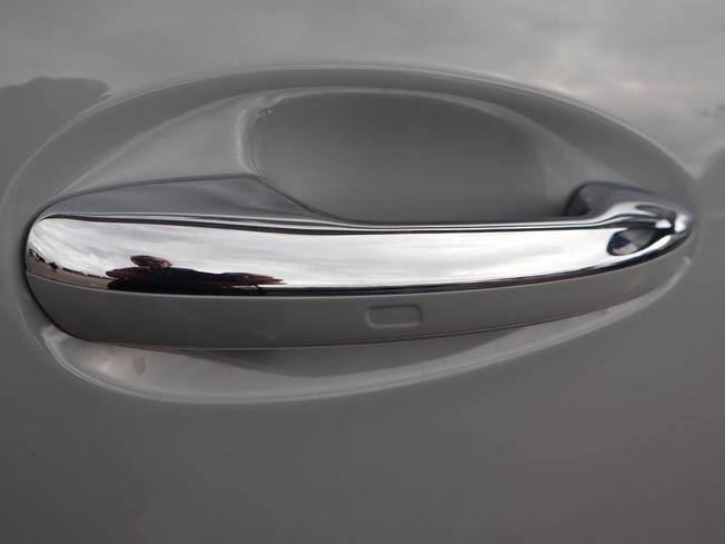 MERCEDES-BENZ Glc Photo 24