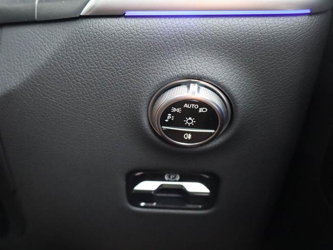 MERCEDES-BENZ Glc Photo 31