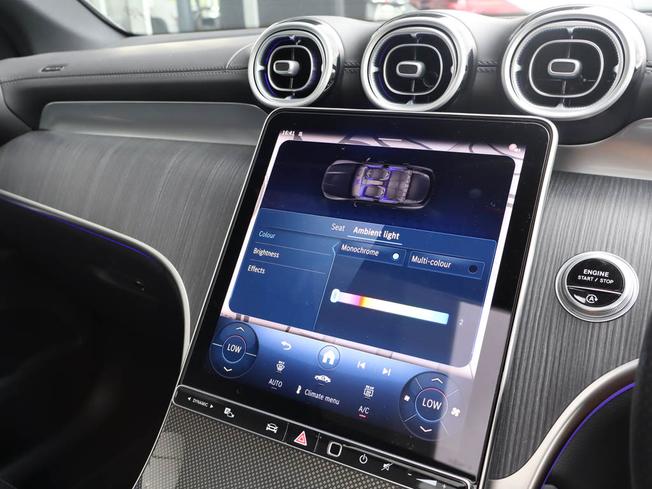 MERCEDES-BENZ Glc Photo 44