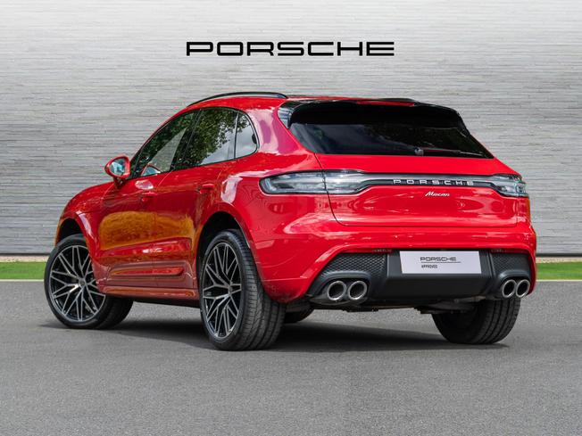 PORSCHE Macan Photo 2
