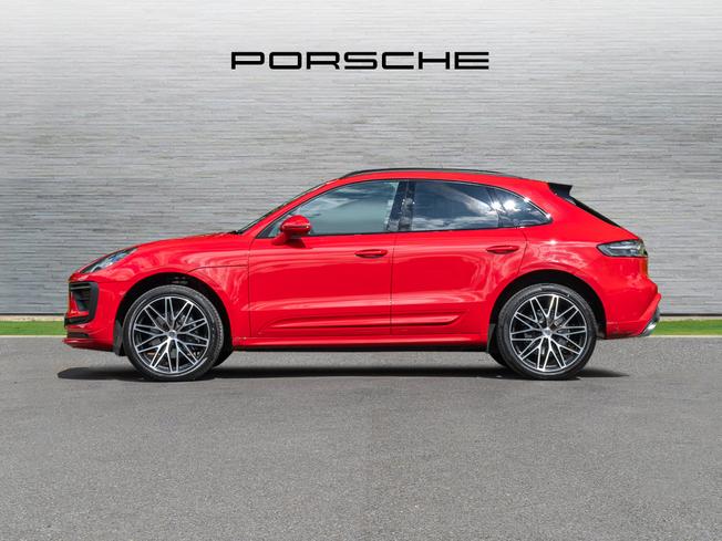 PORSCHE Macan Photo 5