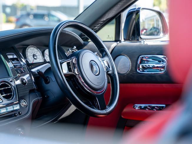 ROLLS-ROYCE Wraith Photo 17