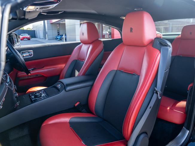 ROLLS-ROYCE Wraith Photo 21