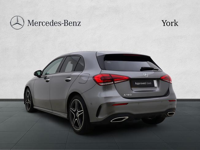 MERCEDES-BENZ A Class Photo 2