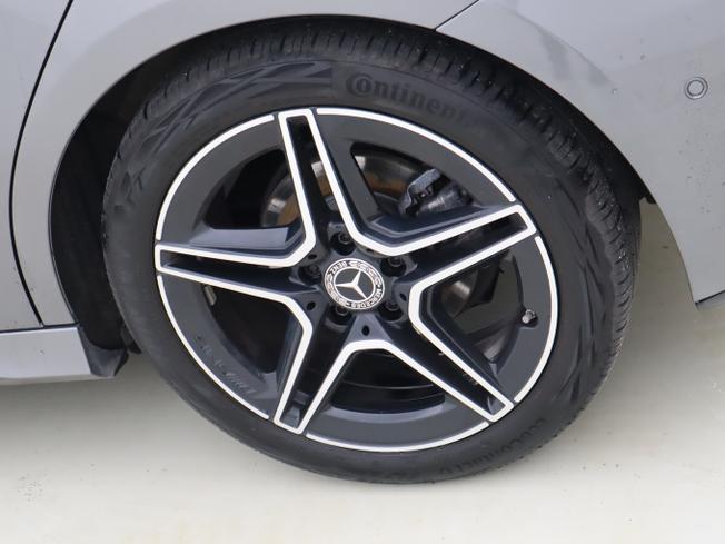 MERCEDES-BENZ A Class Photo 6