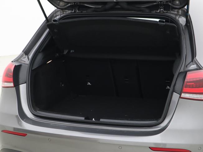 MERCEDES-BENZ A Class Photo 9
