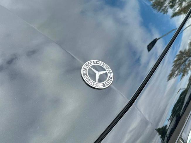 MERCEDES-BENZ E Class Photo 13