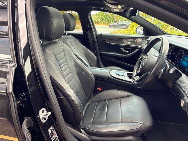 MERCEDES-BENZ E Class Photo 3