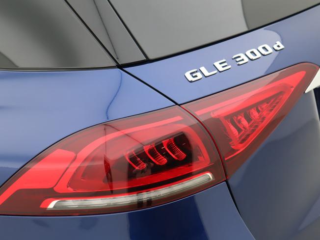 MERCEDES-BENZ Gle Photo 20